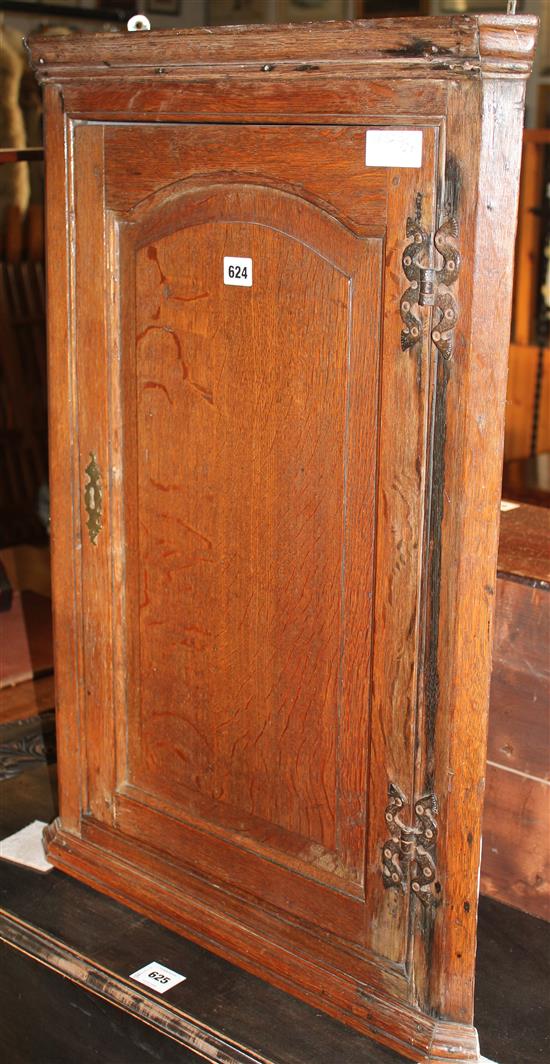 Small Victorian oak corner cupboard